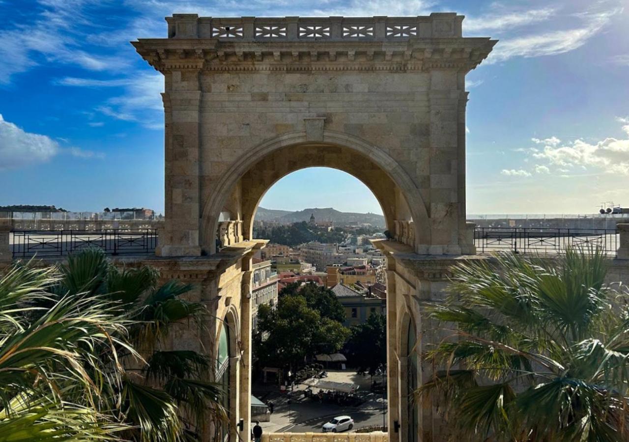 Cagliari Novecento Hotel Buitenkant foto