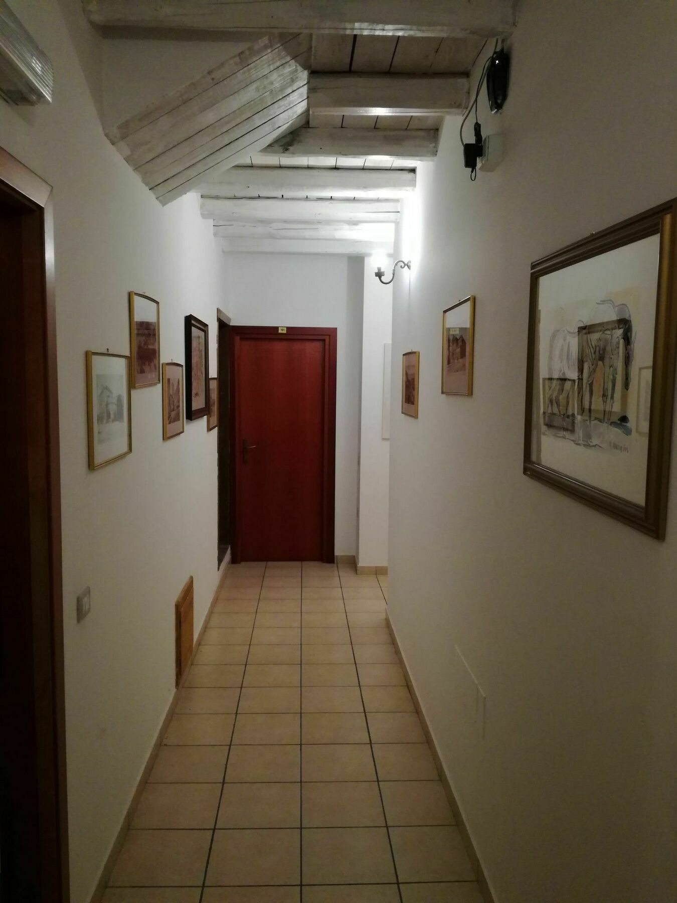 Cagliari Novecento Hotel Buitenkant foto